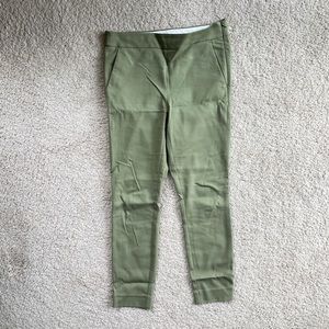 LOFT Moss Green Curvy Skinny Pants Size 4, Pockets Army Ann Taylor Casual Office